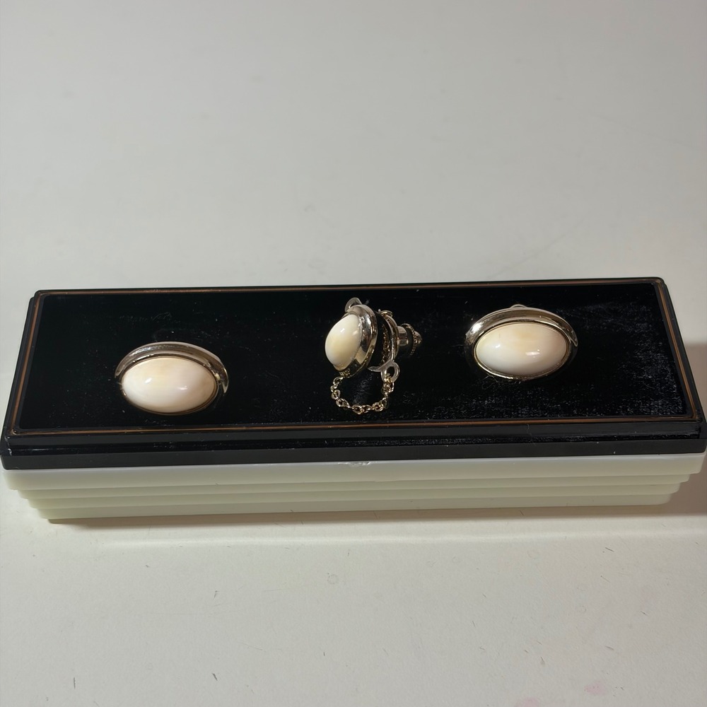 VTG 1990s Gold Tone Cream Cabochon Cufflinks & Tie Tack Set Made in Japan 4436P
